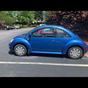 2000 Volkswagen Beetle car or pieces